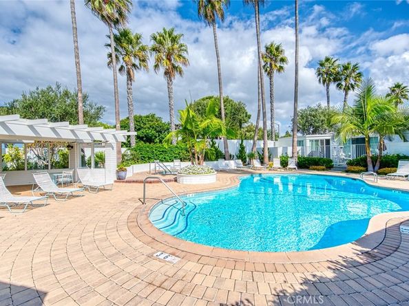 737 Avocado Avenue, Corona Del Mar CA 92625