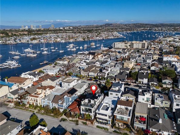 314 Anade Avenue, Newport Beach CA 92661