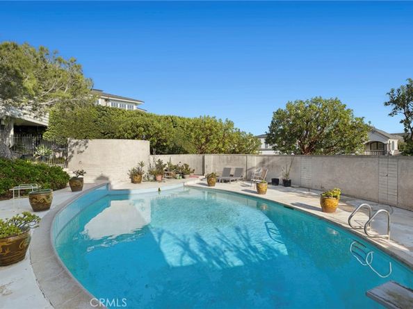 101 Kings Place, Newport Beach CA 92663