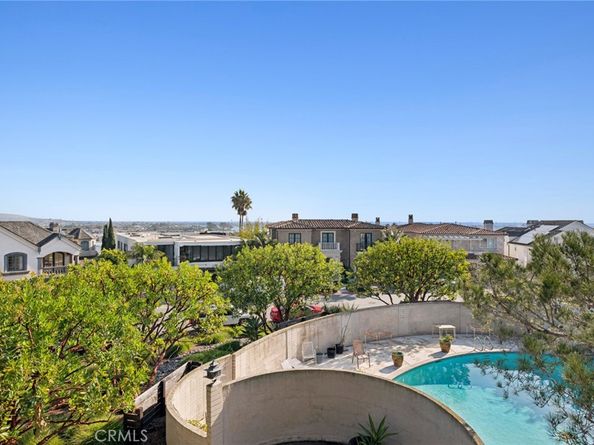 101 Kings Place, Newport Beach CA 92663