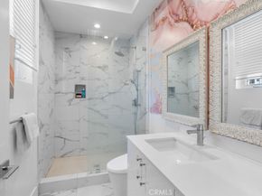4858 Clinton Street, Los Angeles CA 90004