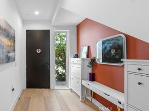 4858 Clinton Street, Los Angeles CA 90004