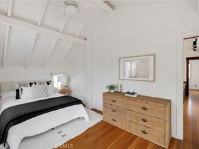 525 Manhattan Beach Blvd, Manhattan Beach CA 90266