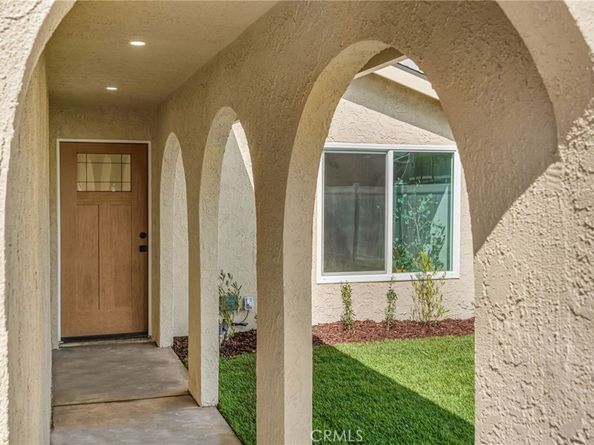 735 S Arizona, Los Angeles CA 90022