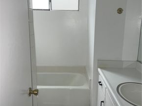 108 Catamaran, Marina Del Rey CA 90292