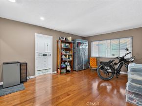 5376 Fairview Boulevard 209, Los Angeles CA 90056