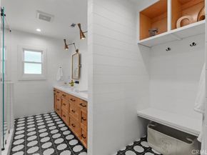 22 Aurora, Rolling Hills Estates CA 90274