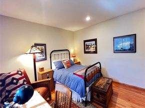 5431 Ocean View, La Canada Flintridge CA 91011