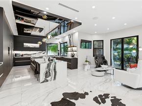5428 Villawood Cir, Calabasas CA 91302