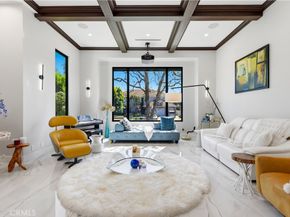 5428 Villawood Cir, Calabasas CA 91302