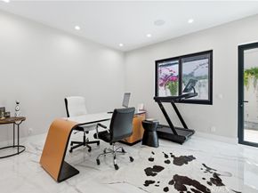 5428 Villawood Cir, Calabasas CA 91302