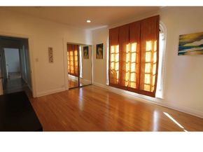 1000 S Hudson, Los Angeles CA 90019