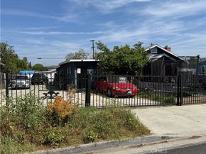 1231 W 104th, Los Angeles CA 90044