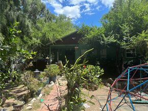 7300 Etiwanda, Reseda CA 91335