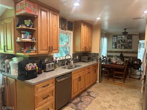 7300 Etiwanda, Reseda CA 91335