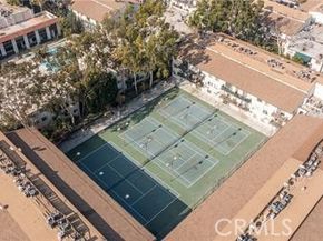 5460 White Oak Ave G102, Encino CA 91316