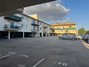 5460 White Oak Ave G102, Encino CA 91316