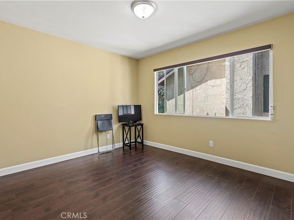 18022 RAYMER Street, Northridge CA 91325