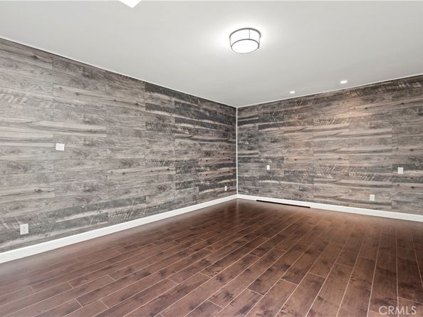 18022 RAYMER Street, Northridge CA 91325