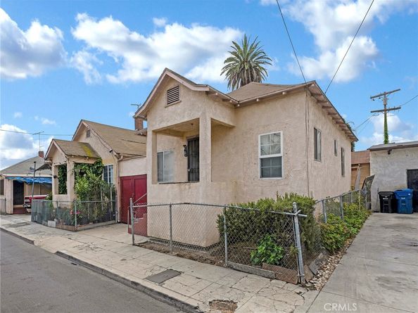 2201 Trinity, Los Angeles CA 90011