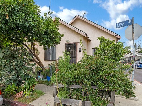 2201 Trinity, Los Angeles CA 90011