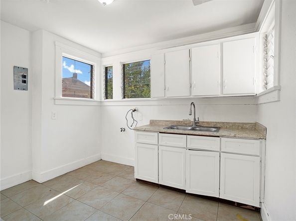 2201 Trinity, Los Angeles CA 90011