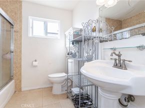 6411 West Boulevard, Inglewood CA 90302