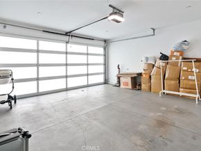 6736 W Hepburn Way, Los Angeles CA 90038