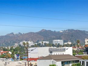 6736 W Hepburn Way, Los Angeles CA 90038