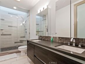 6736 W Hepburn Way, Los Angeles CA 90038