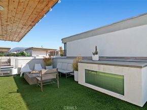 6736 W Hepburn Way, Los Angeles CA 90038