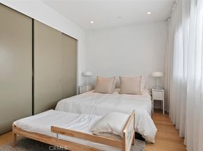 6736 W Hepburn Way, Los Angeles CA 90038