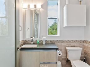 6736 W Hepburn Way, Los Angeles CA 90038