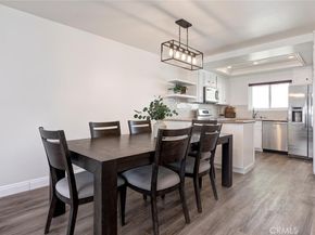 14332 Dickens 10, Sherman Oaks CA 91423