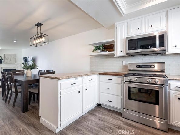 14332 Dickens 10, Sherman Oaks CA 91423