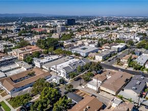 638 E Tujunga Avenue, Burbank CA 91501