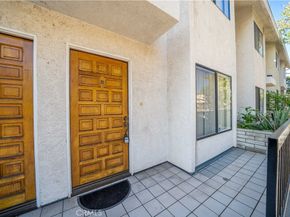 638 E Tujunga Avenue, Burbank CA 91501