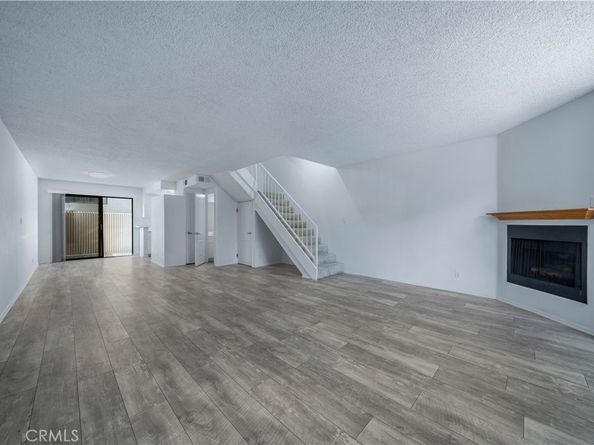 638 E Tujunga Avenue, Burbank CA 91501