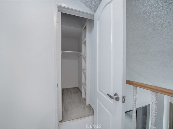 638 E Tujunga Avenue, Burbank CA 91501