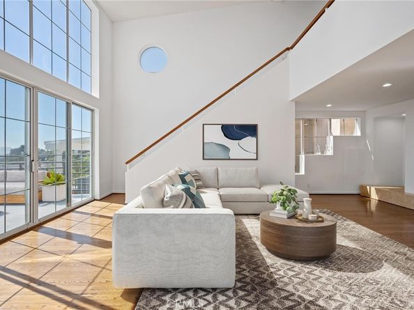 8246 Woodshill Trail, Los Angeles CA 90069