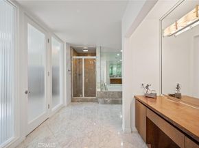 8246 Woodshill Trail, Los Angeles CA 90069
