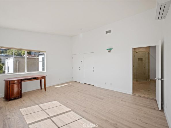 8246 Woodshill Trail, Los Angeles CA 90069