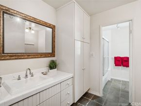 10056 Melinda Way 3, Northridge CA 91325