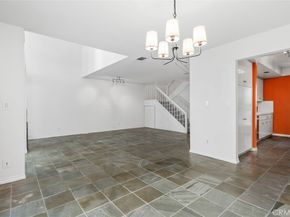 10056 Melinda Way 3, Northridge CA 91325