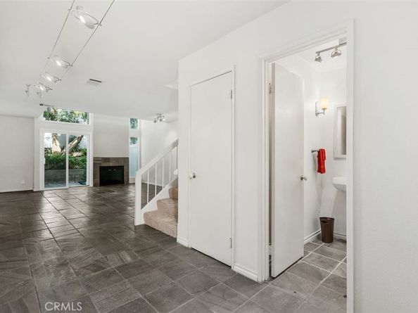 10056 Melinda Way 3, Northridge CA 91325