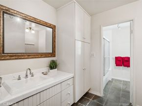 10056 Melinda Way 3, Northridge CA 91325