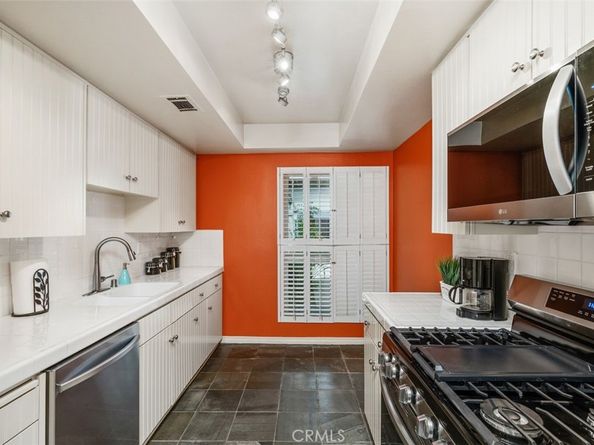 10056 Melinda Way 3, Northridge CA 91325