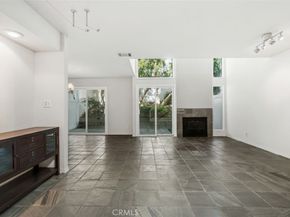 10056 Melinda Way 3, Northridge CA 91325