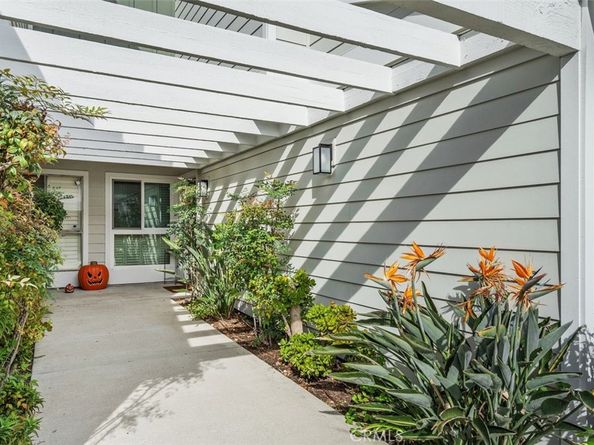 10056 Melinda Way 3, Northridge CA 91325