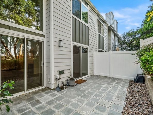 10056 Melinda Way 3, Northridge CA 91325